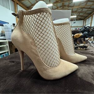 Jessica Simpson Elegant Tan Mesh Stiletto Ankle Boots size 7